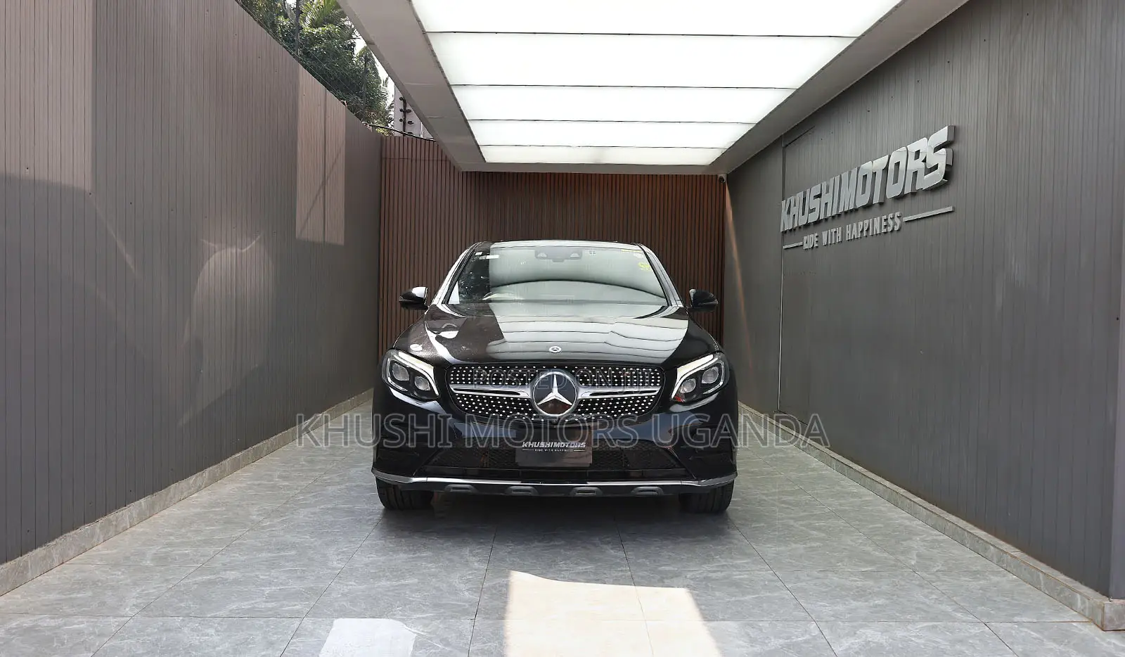 Mercedes-Benz 220 2017 Black