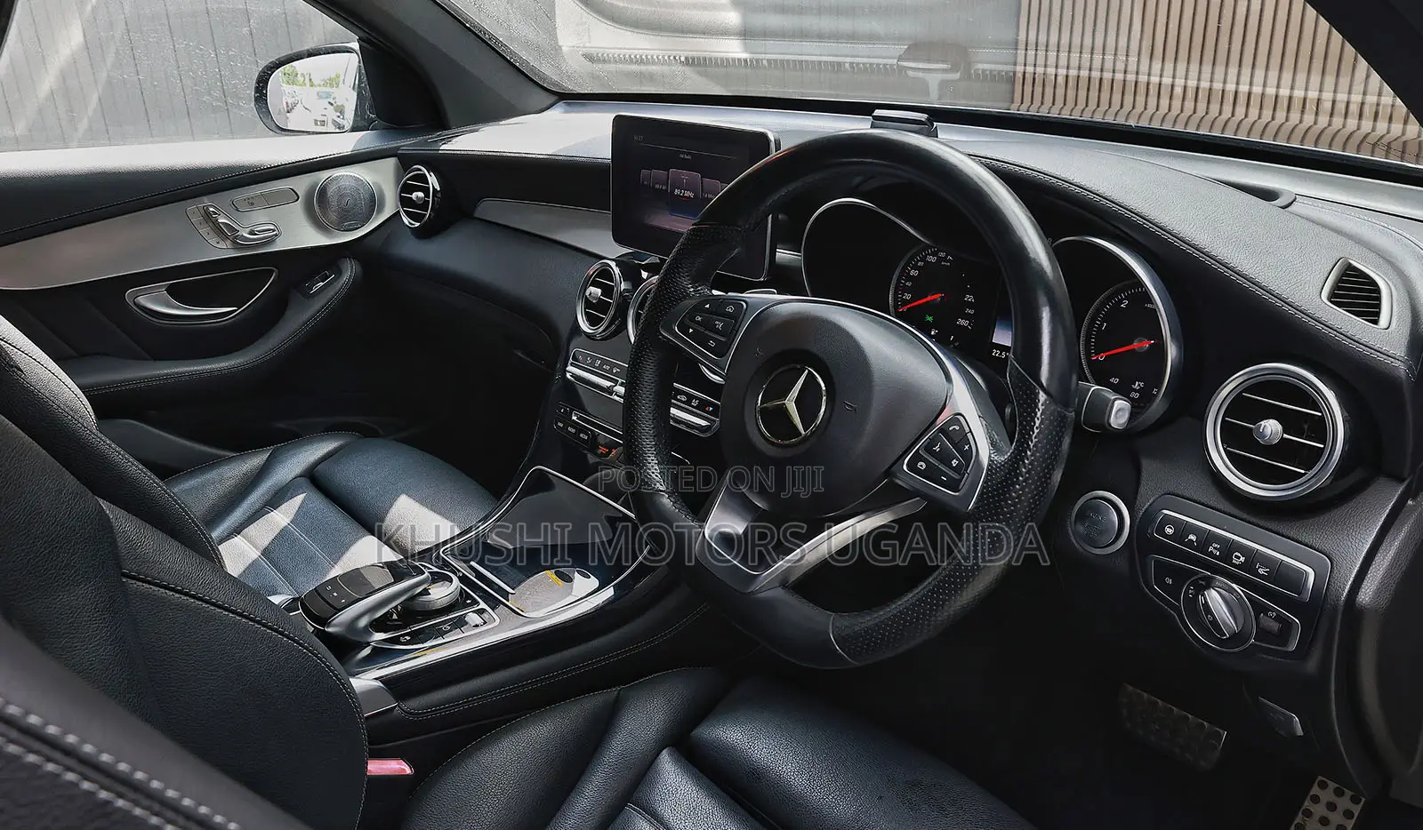 Mercedes-Benz 220 2017 Black