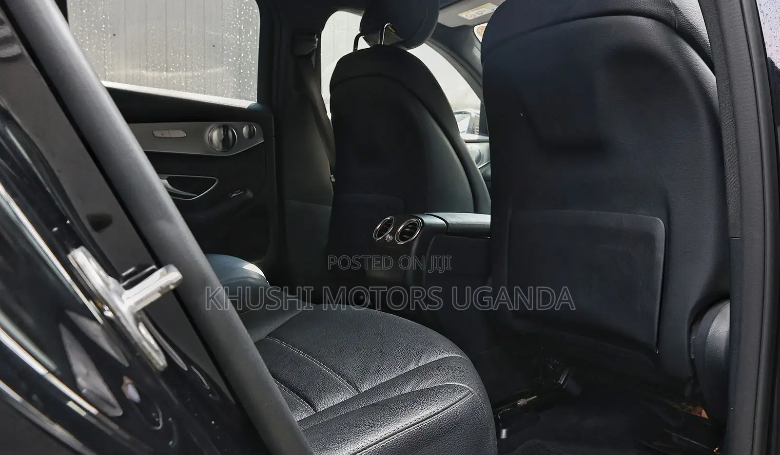 Mercedes-Benz 220 2017 Black