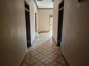 Gues House With Over 9 Self Contained Guest Rooms on Sale