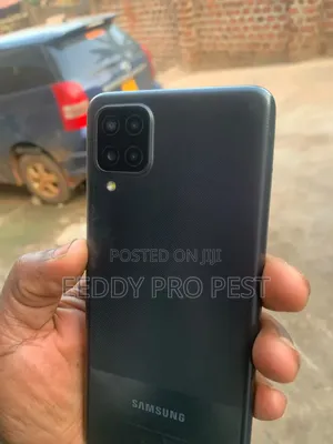 Samsung Galaxy A12 64 GB Black