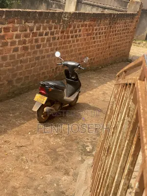 Yamaha 2007 Black