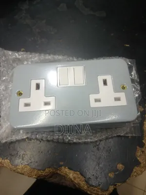 Industrial Sockets