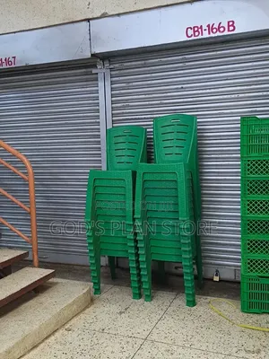 Emerald Evergreen Plastic Chairs Plastic Chairs