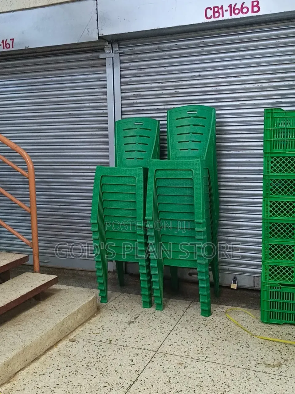 Emerald Evergreen Plastic Chairs Plastic Chairs