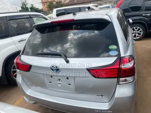 Toyota Corolla Fielder 2015 Silver