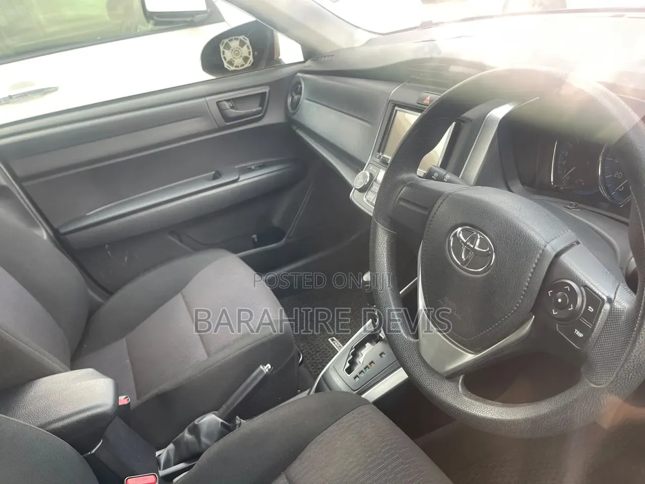Toyota Corolla Fielder 2015 Silver