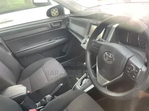 Toyota Corolla Fielder 2015 Silver