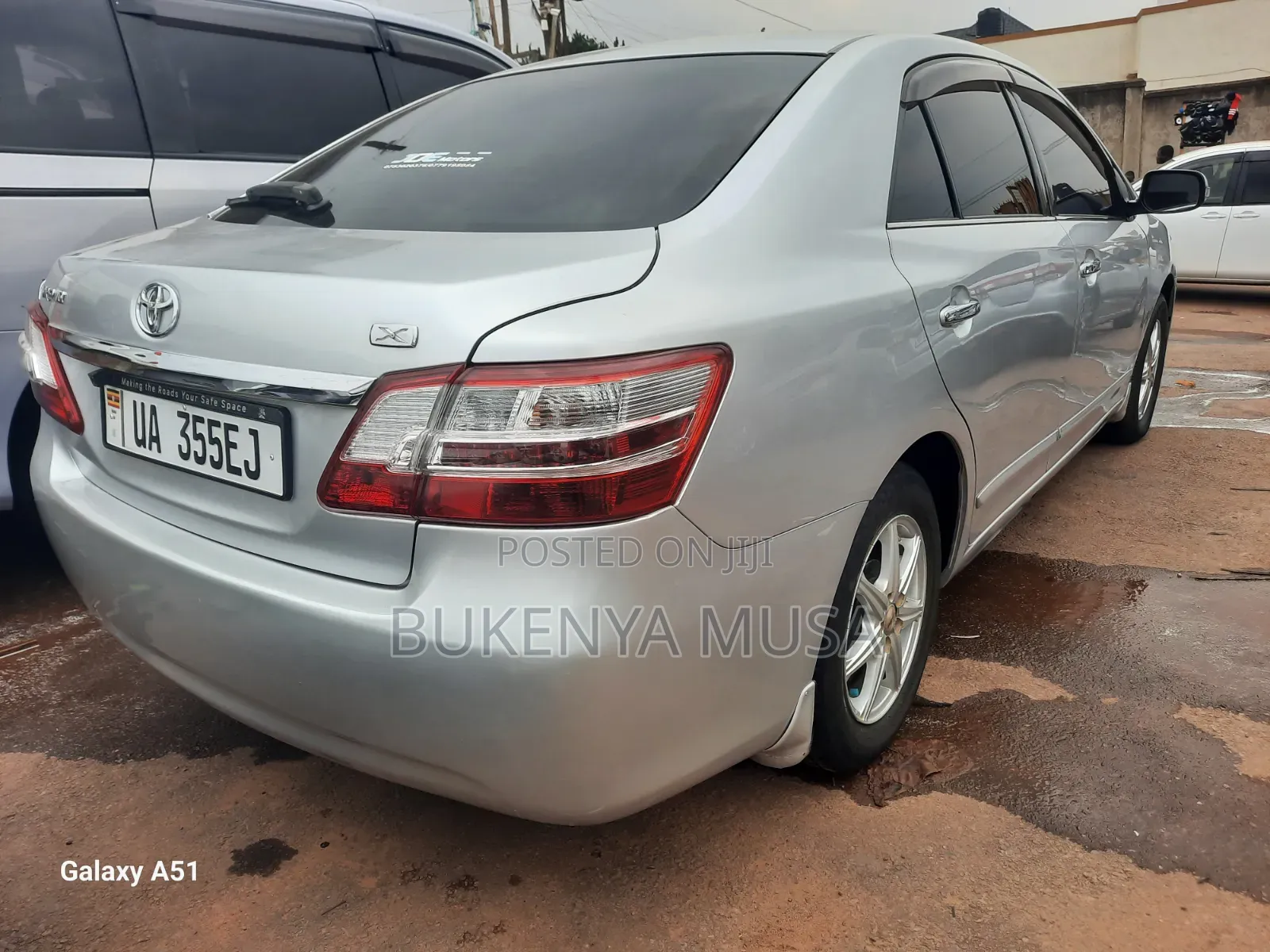 Toyota Premio 2011 Silver