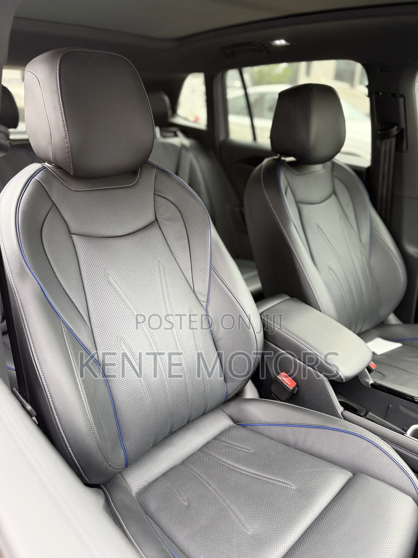 New Volkswagen Tiguan SE R-Line Black 2025 Silver