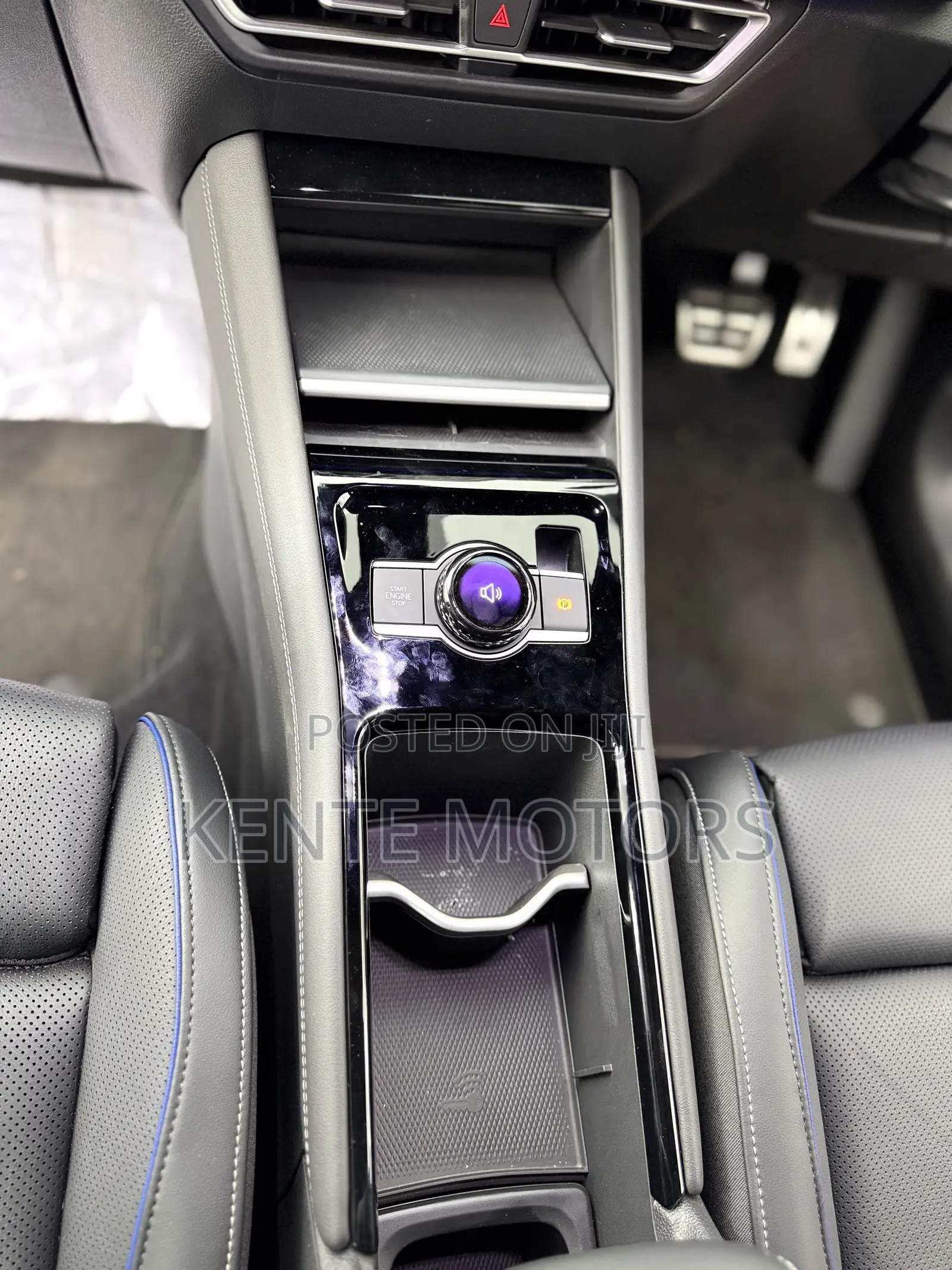 New Volkswagen Tiguan SE R-Line Black 2025 Silver