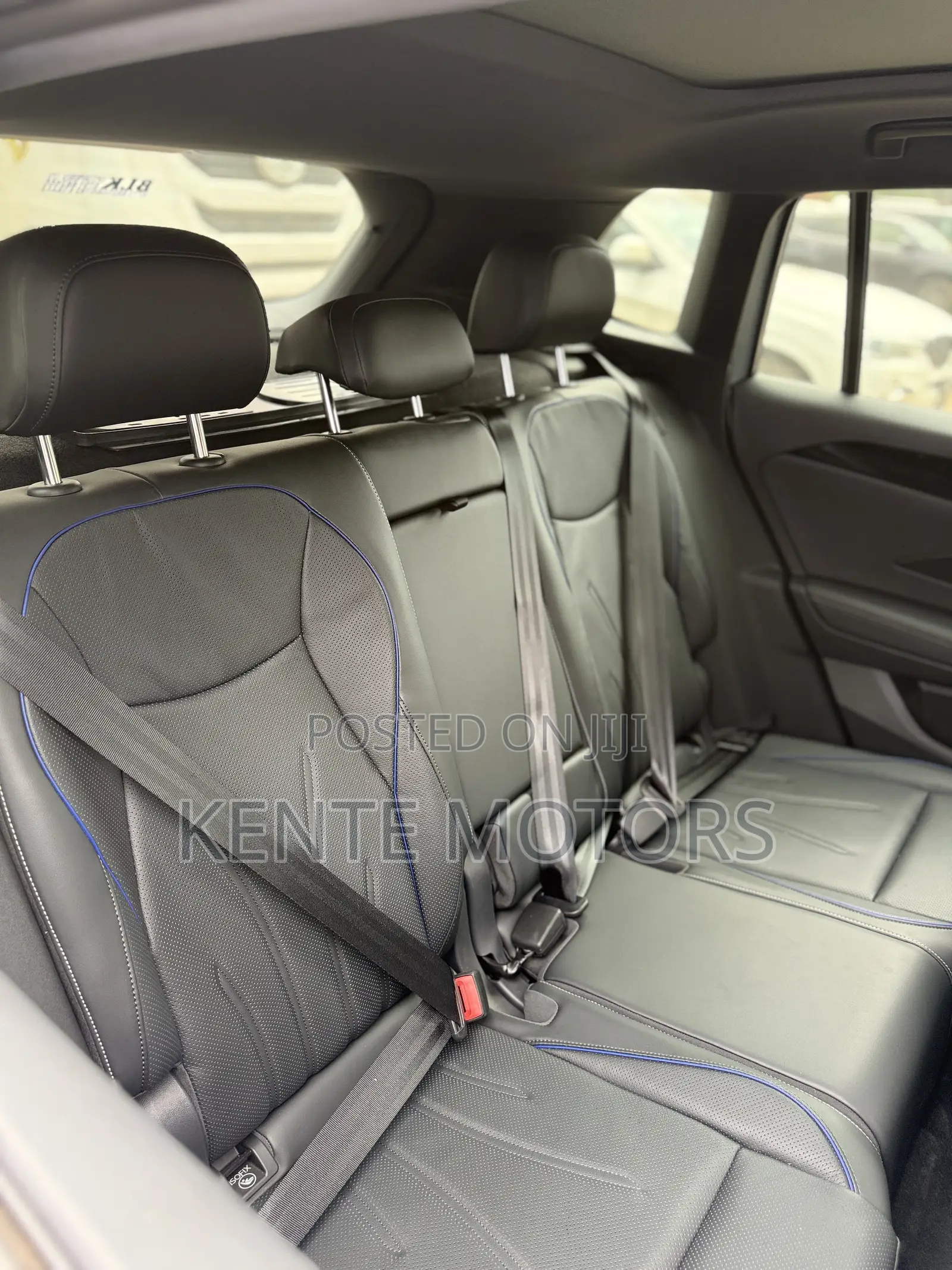 New Volkswagen Tiguan SE R-Line Black 2025 Silver
