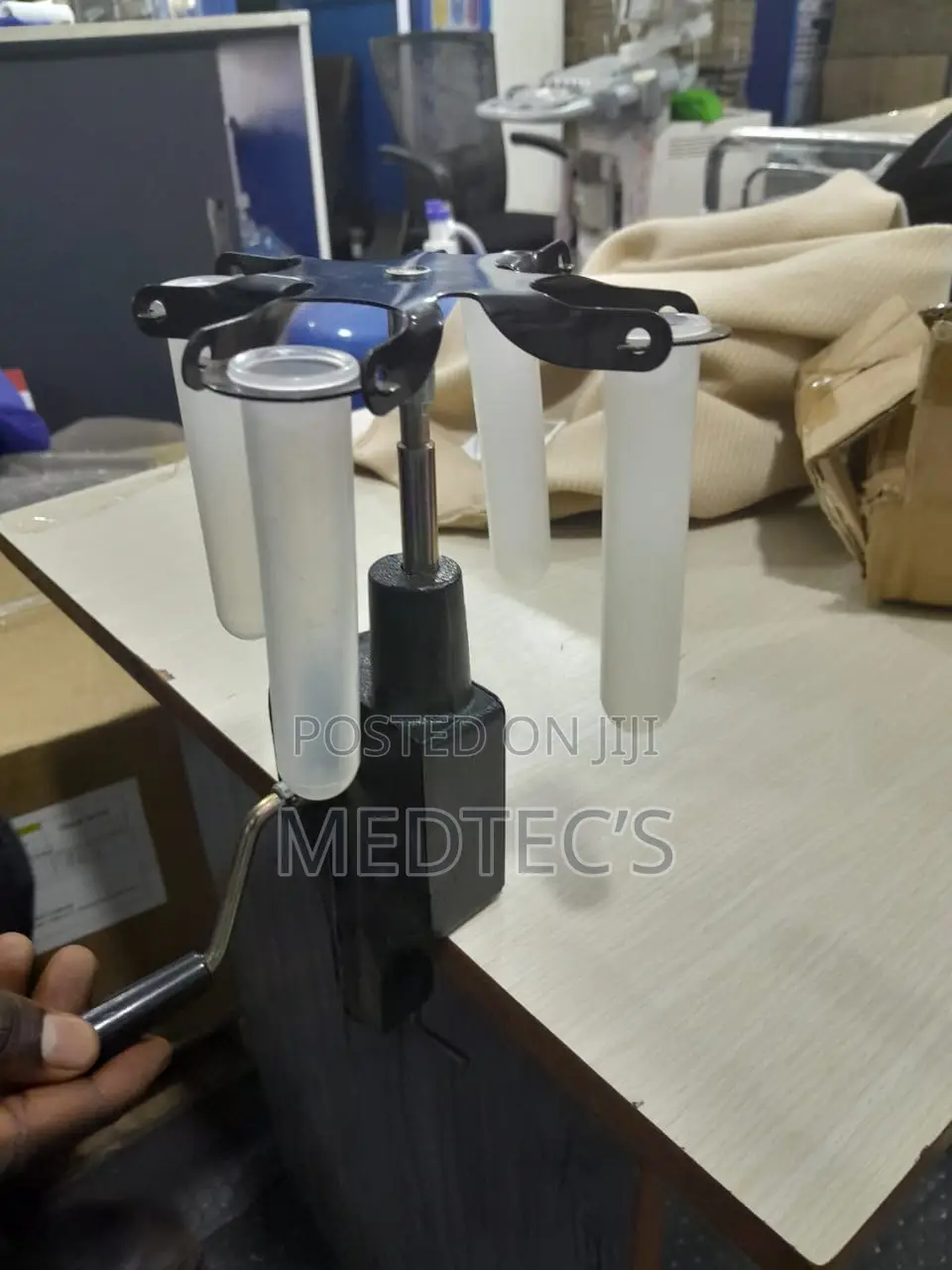 Manual Centrifuge