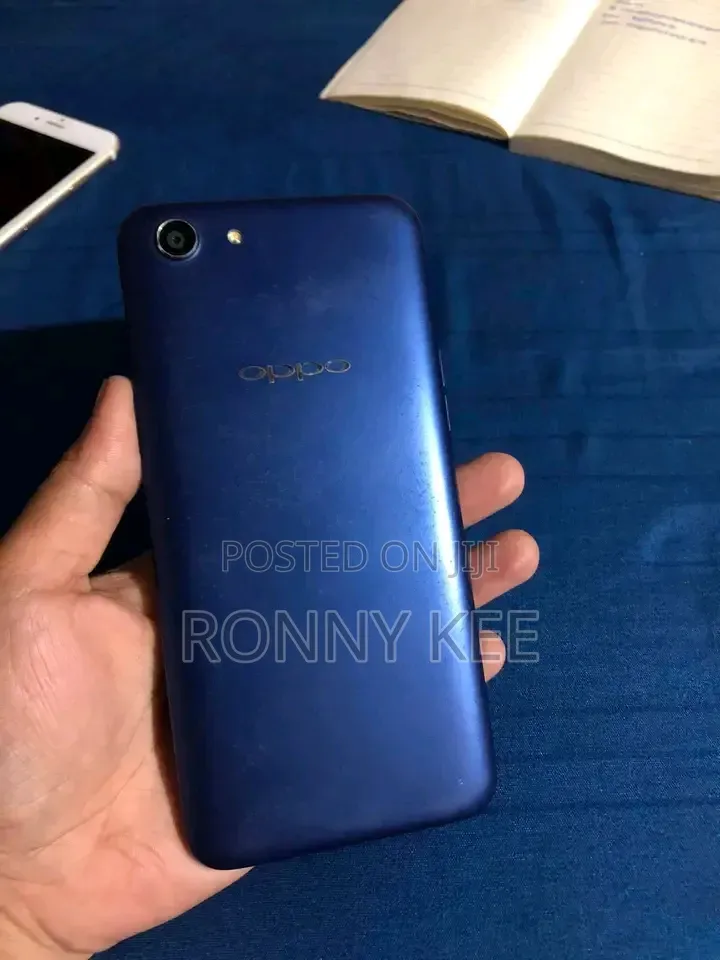 Oppo A83 128 GB Blue