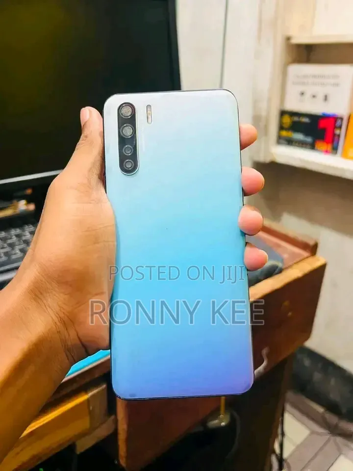 Oppo F15 128 GB Blue