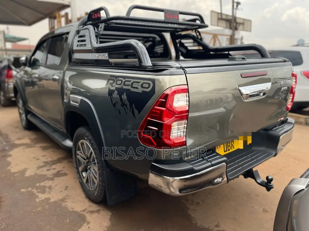 Toyota Hilux 2018 Green