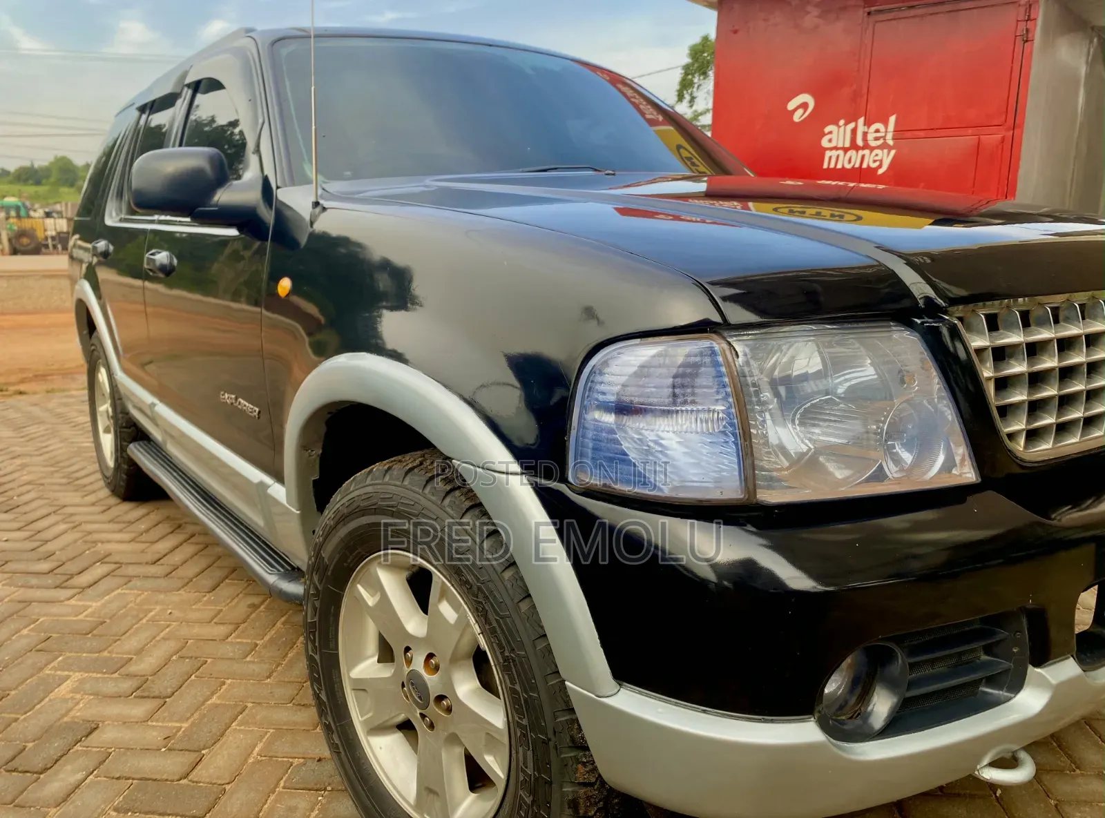 Ford Explorer 2005 Black