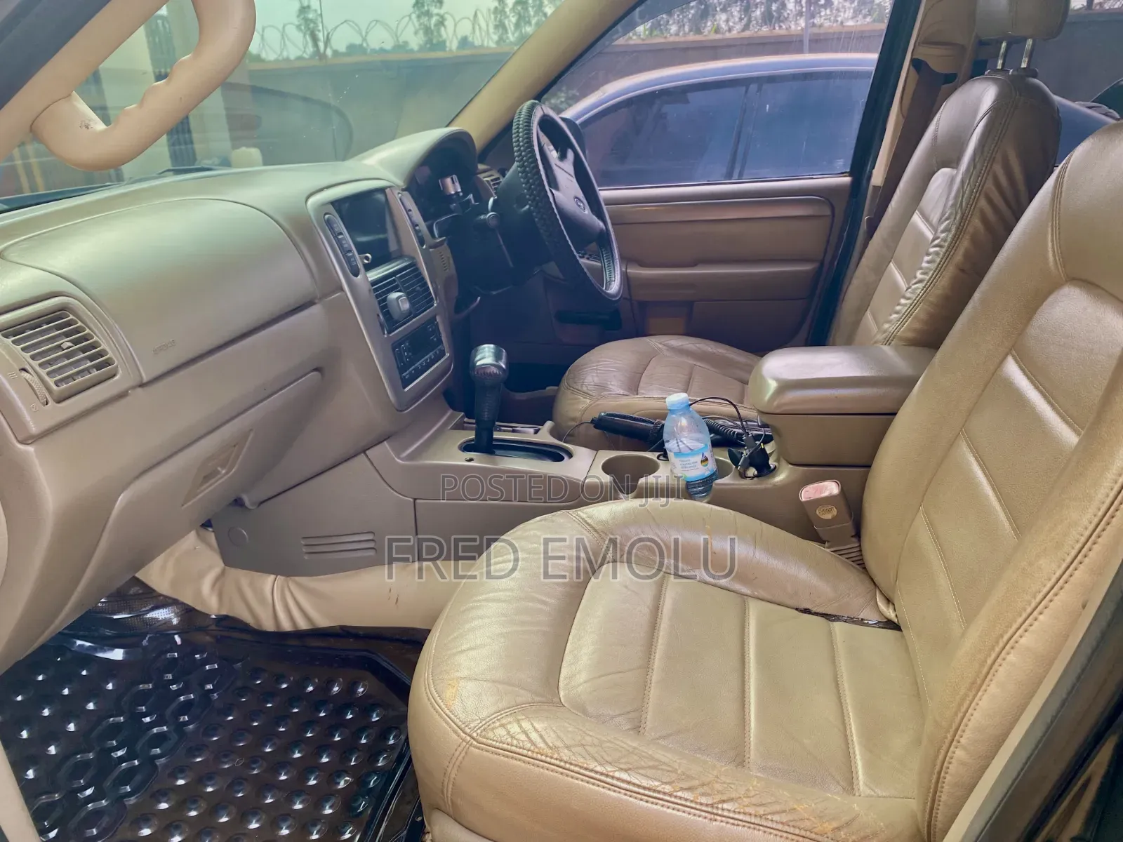 Ford Explorer 2005 Black