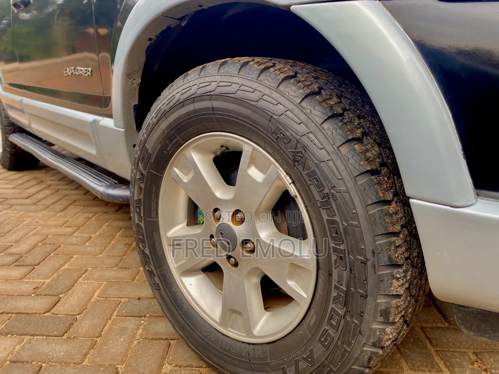 Ford Explorer 2005 Black