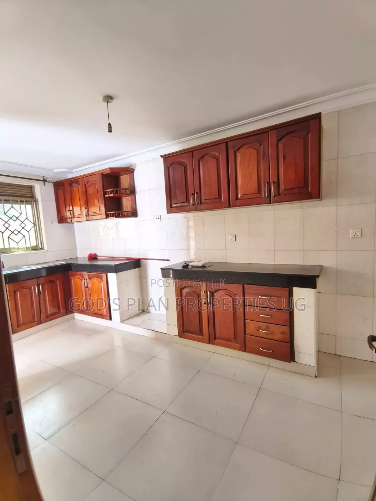 2bdrm Apartment in Zana Estate, Central Division for rent