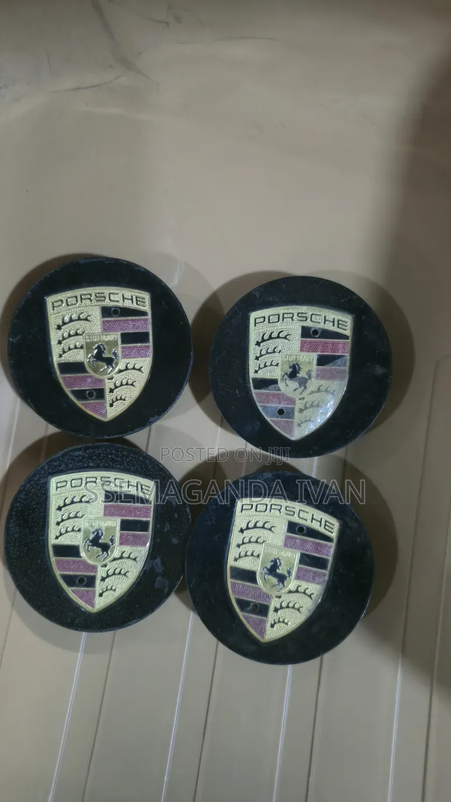 Cayane Porsche Original Centre Cap Set(4)