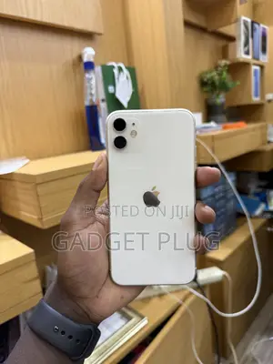 Apple iPhone 11 128 GB White