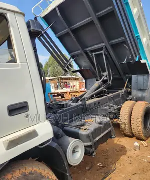 Forward Tipper