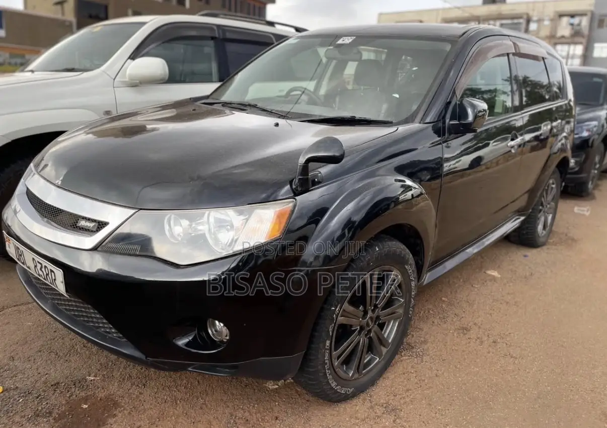Mitsubishi Outlander 2010 Black