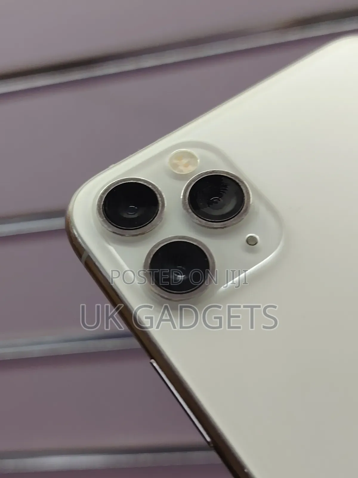Apple iPhone 11 Pro Max 64 GB Gold