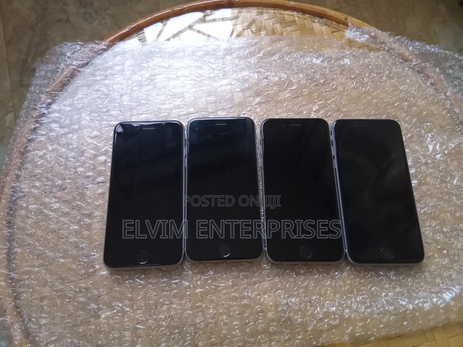 Apple iPhone 6s 32 GB Gray