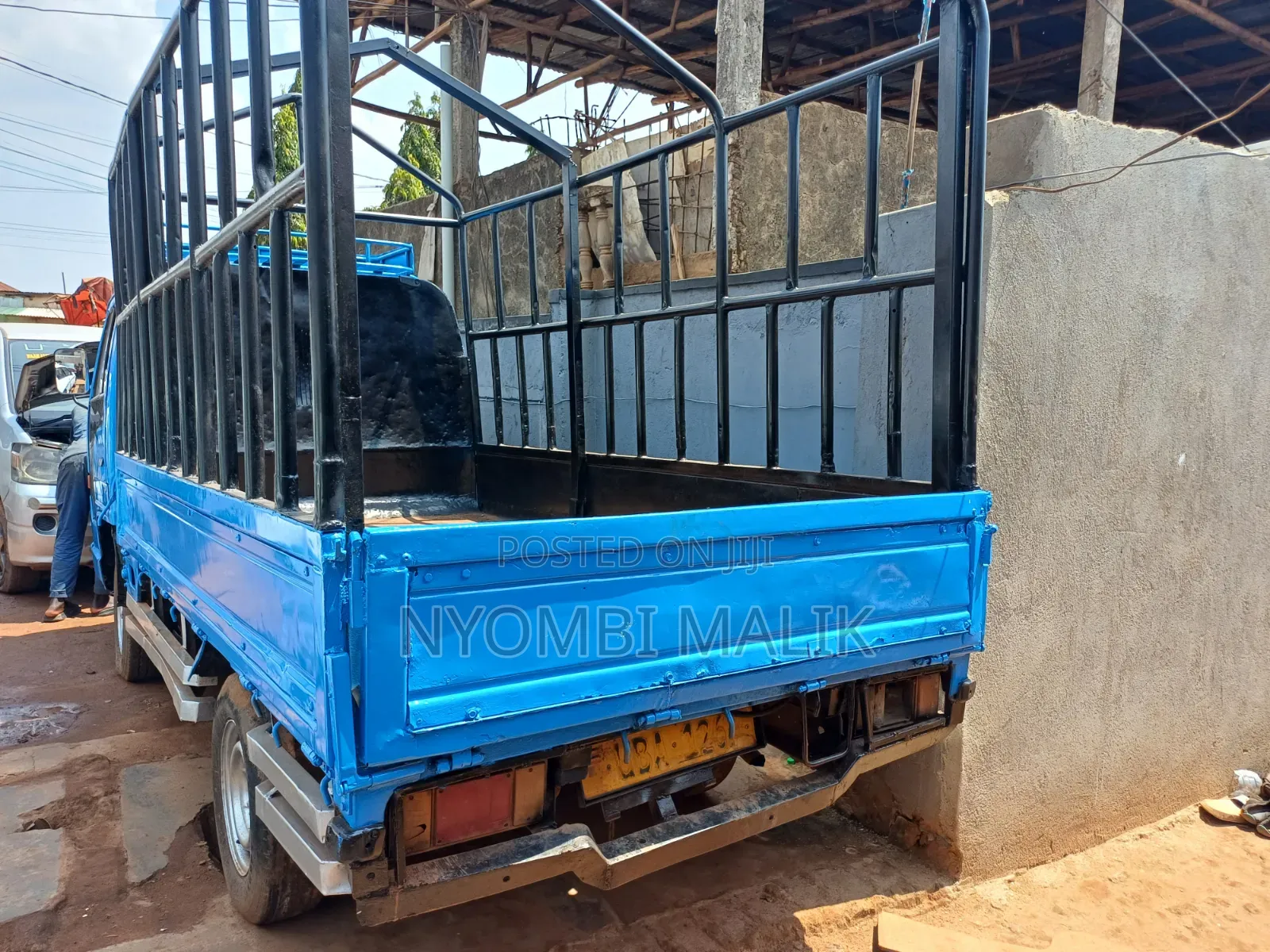 Isuzu Truck