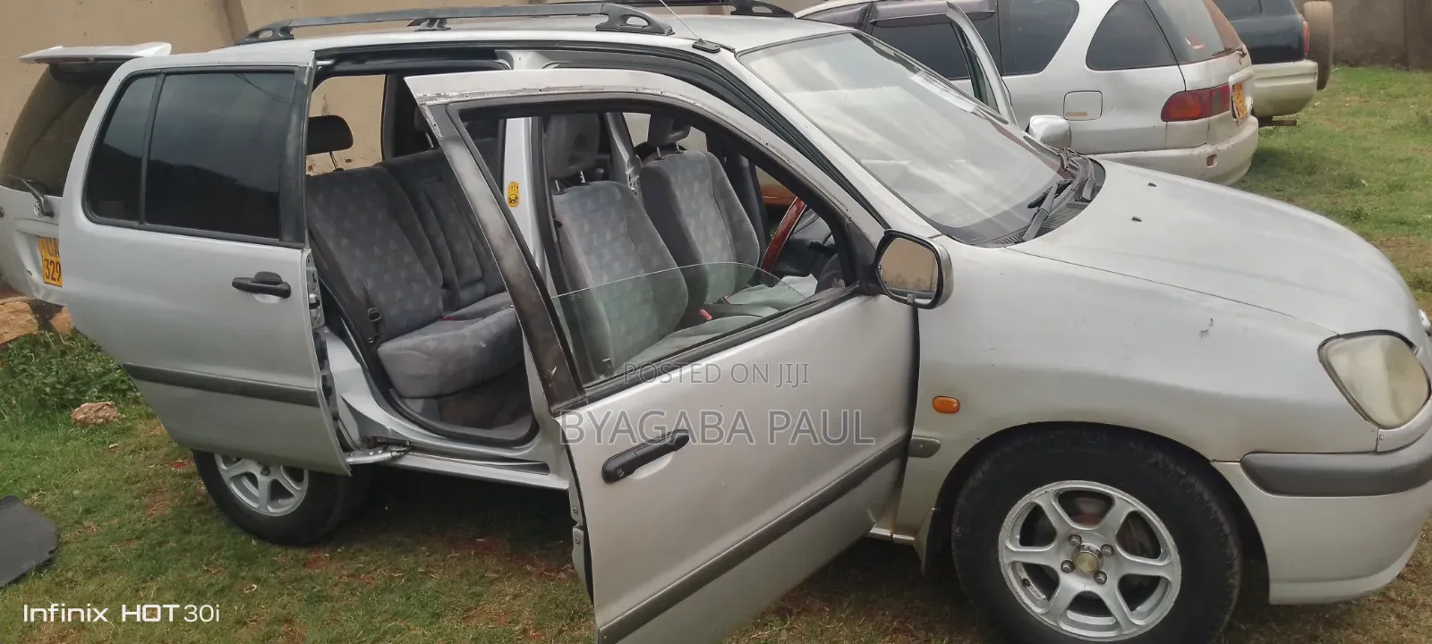 Toyota Raum 1999 Silver