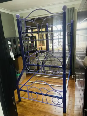 Daily Sleep Brandnew 4/6 and 3/6 Tripple Metallic Deckerbed