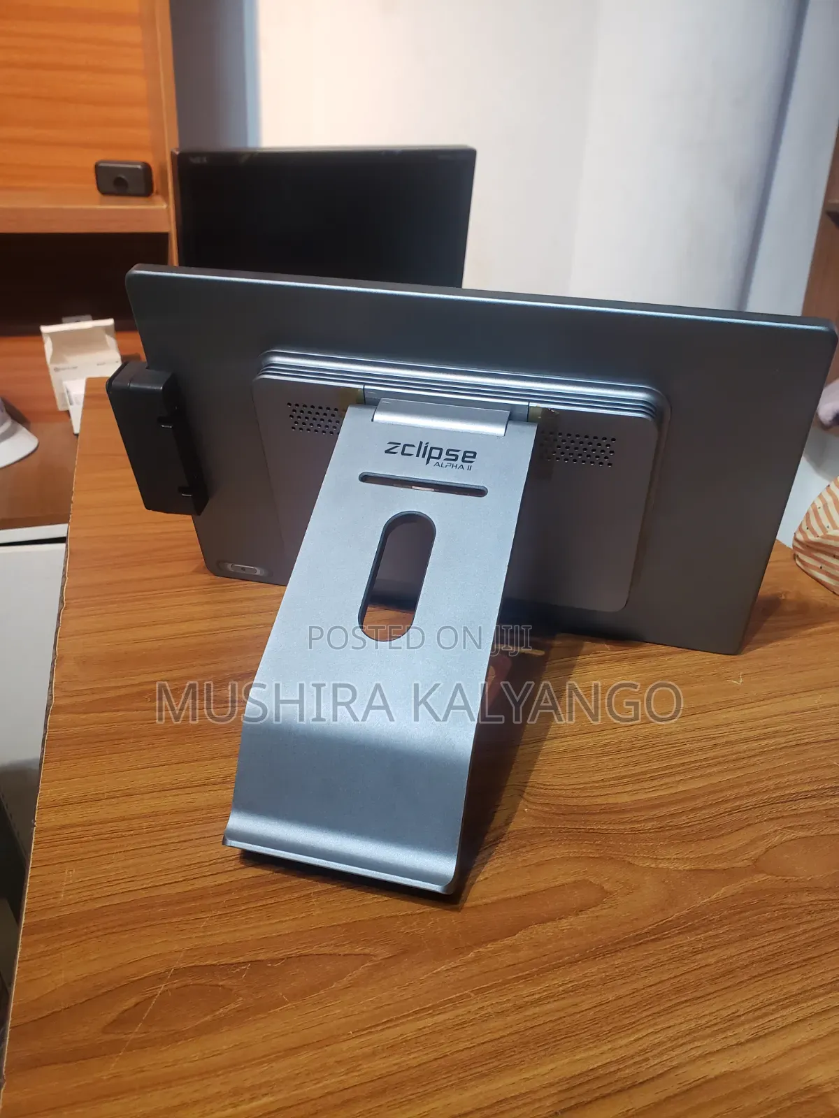 New Poss Machine With Card Shaping Option