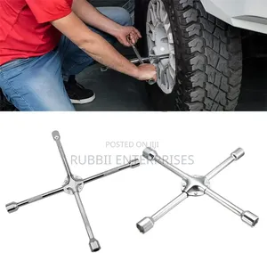 Epica Star 4-Way Lug Wrench / Cross Socket Wrench