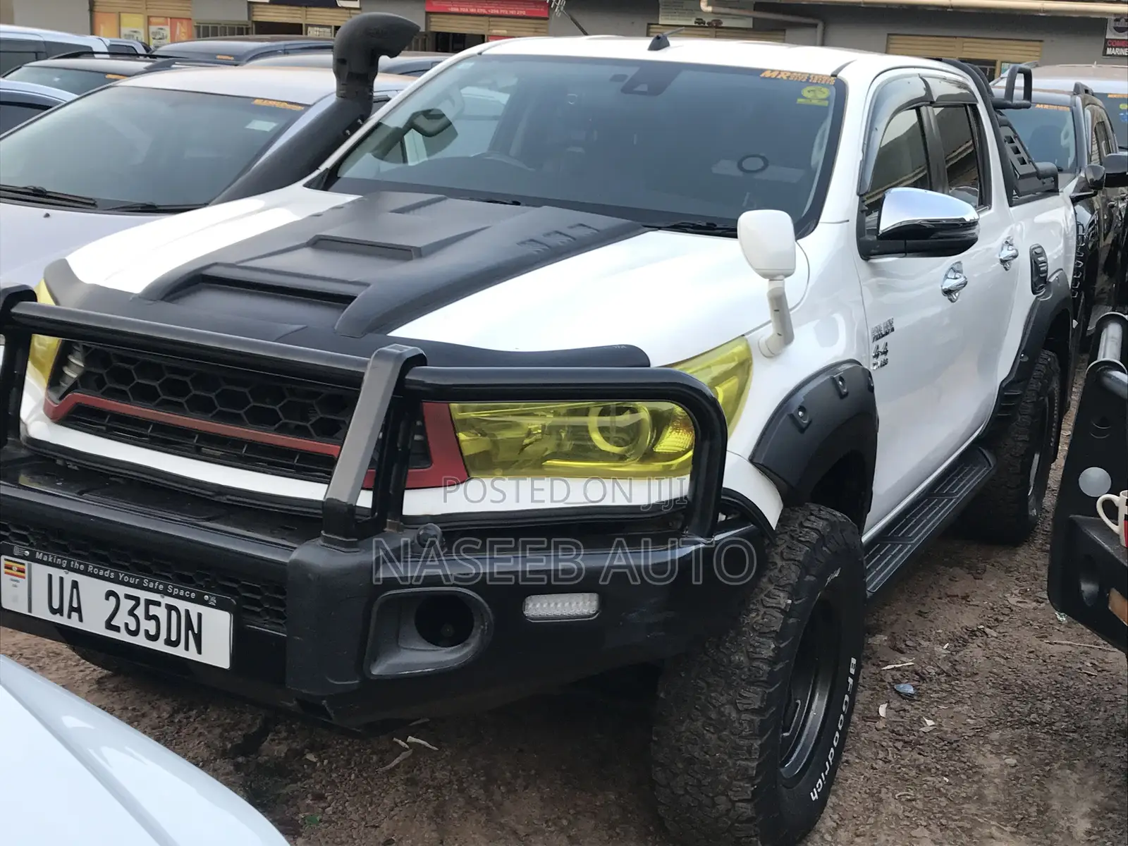 Toyota Hilux 2018 White