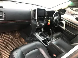 Toyota Land Cruiser Prado 2019 Black