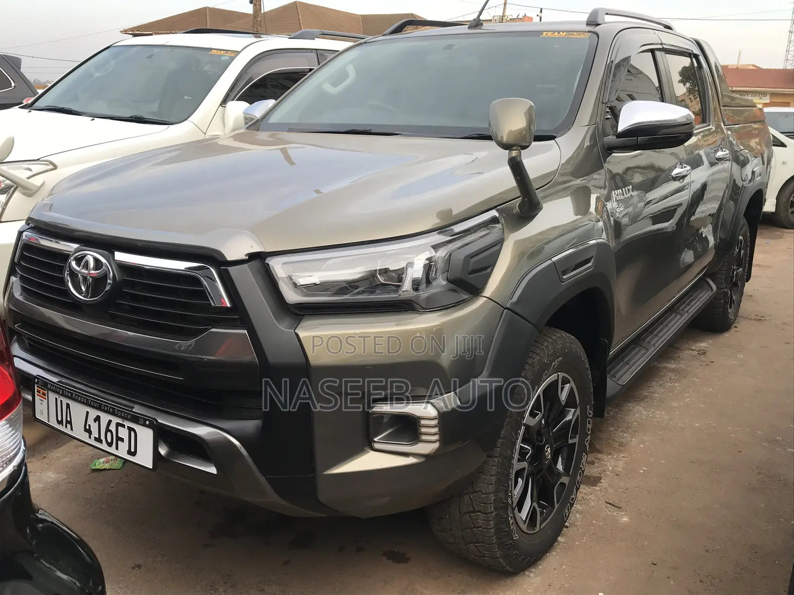 Toyota Hilux 2016 Green