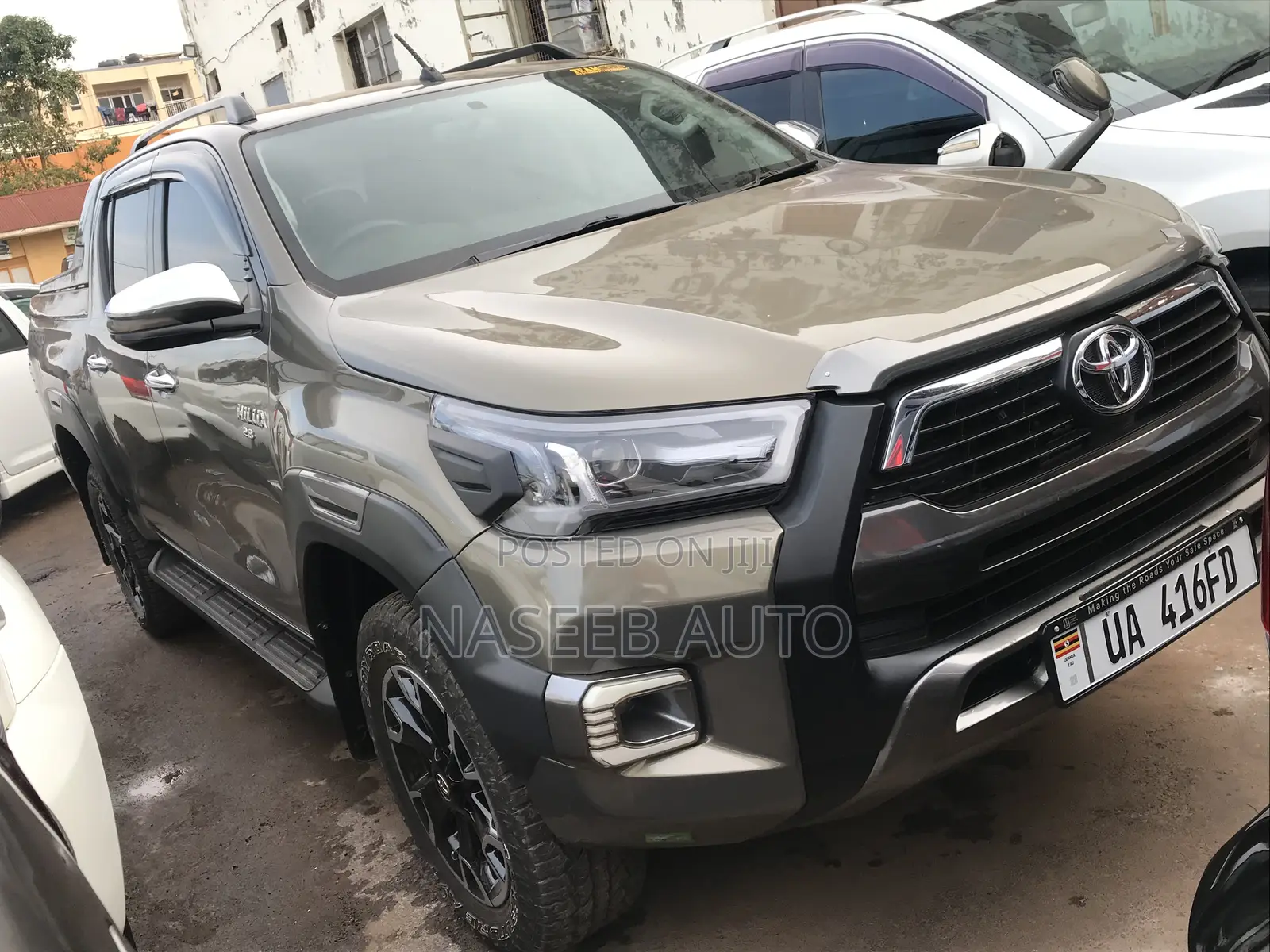 Toyota Hilux 2016 Green