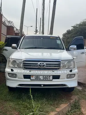Toyota Land Cruiser 4.0 VVTi Executive 2008 White