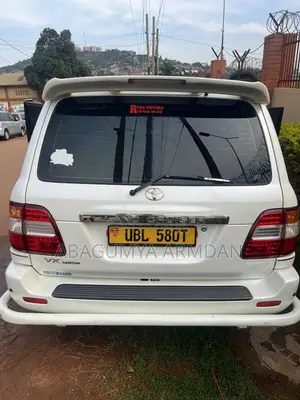 Toyota Land Cruiser 4.0 VVTi Executive 2008 White
