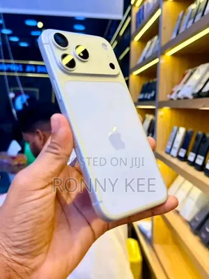 New Apple iPhone 17 Pro Max 256 GB Silver