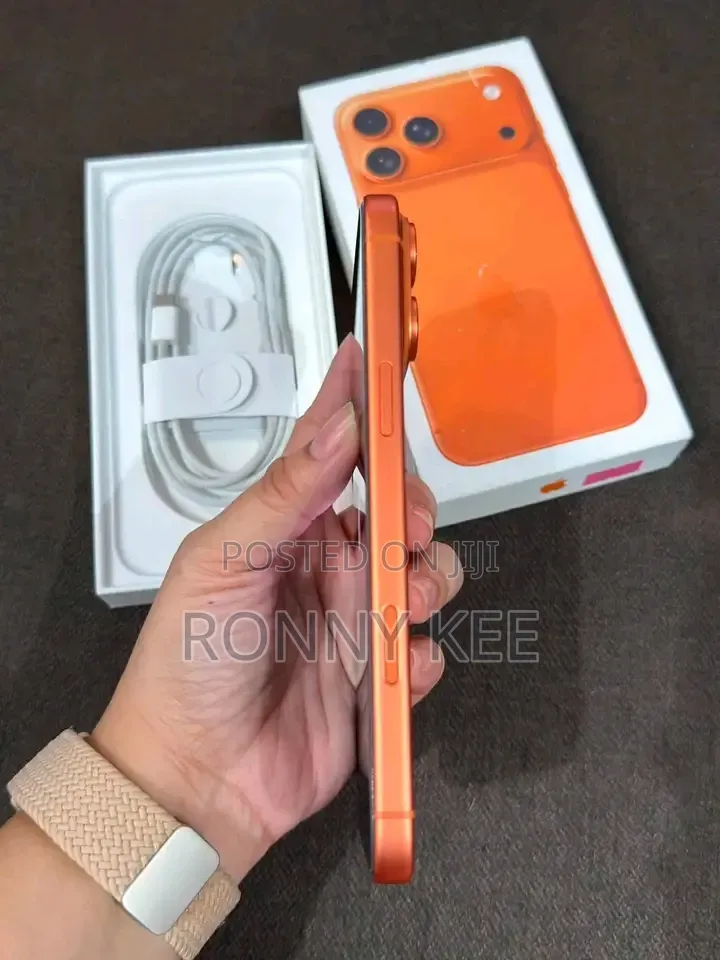 New Apple iPhone 17 Pro Max 256 GB Orange