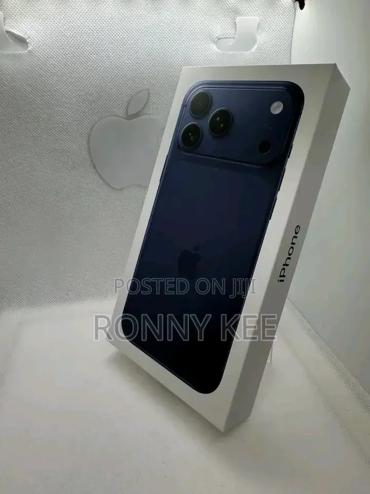 New Apple iPhone 17 Pro Max 256 GB Blue