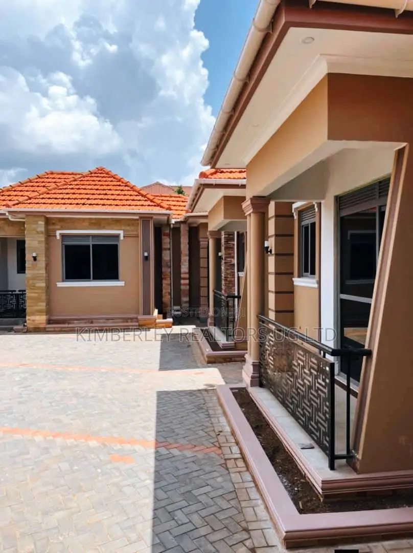 2bdrm Duplex in Division A for sale