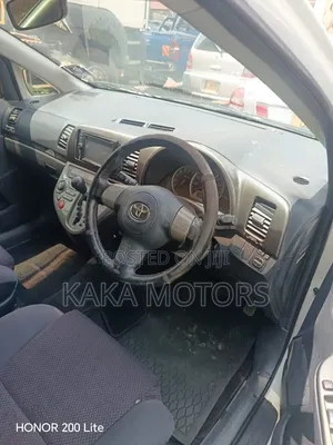Toyota Wish 2008 Silver
