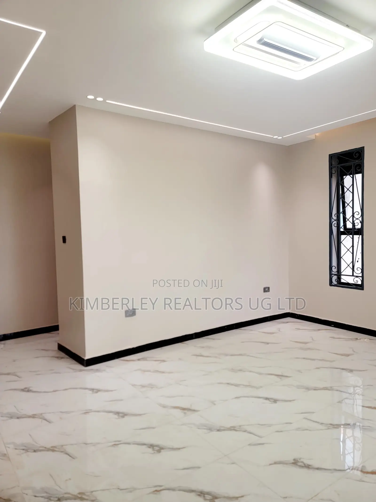 5bdrm House in Division A for sale