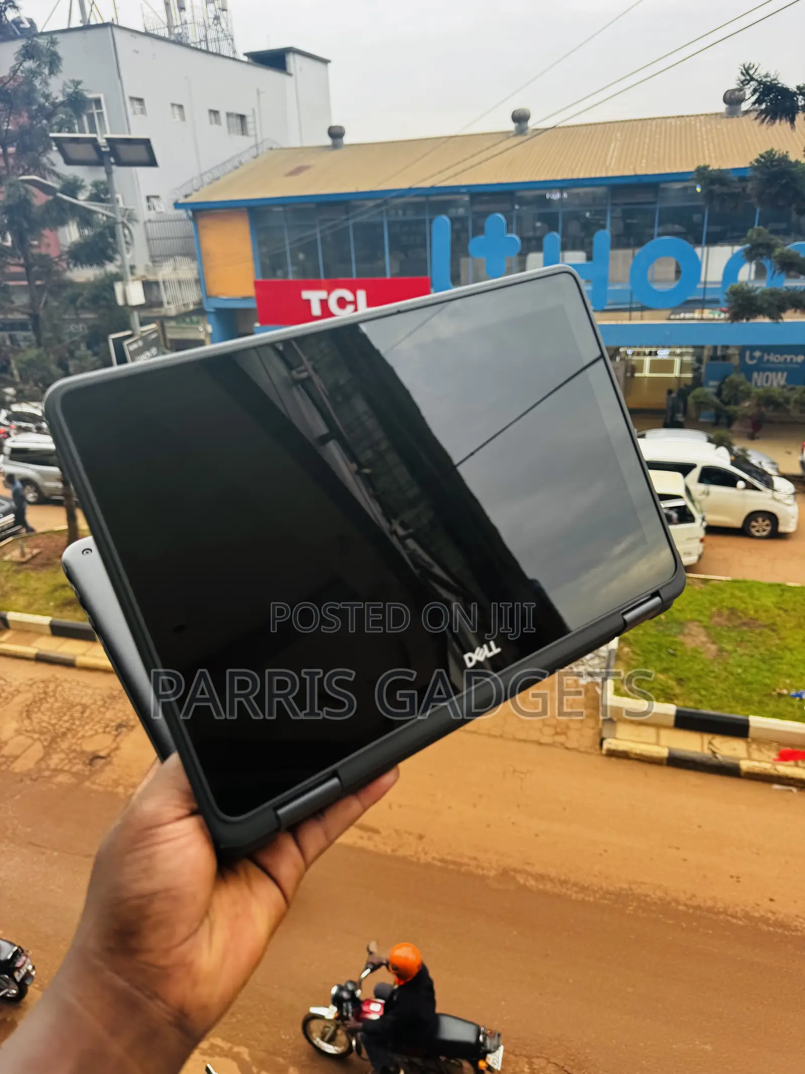 Laptop Dell Latitude 3190 2-in-1 8GB Intel Celeron SSD 128GB