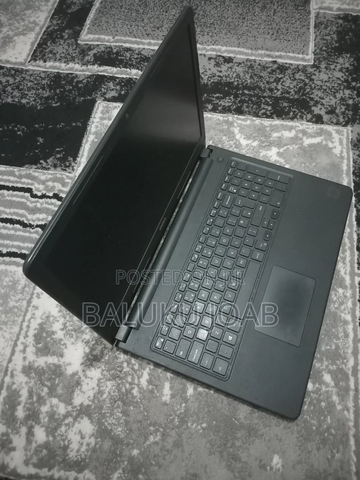 Laptop Dell Inspiron 15 3567 4GB Intel Core i5 HDD 1T