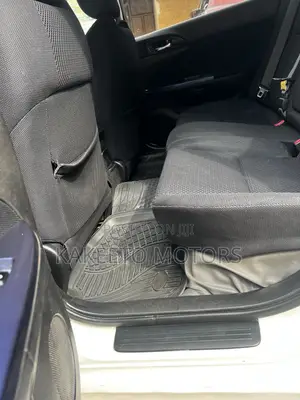 Toyota Carib 2006 White